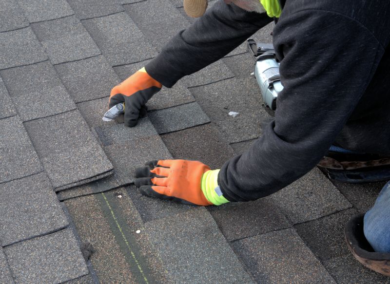 Asphalt Roof Repair in Oswego, IL