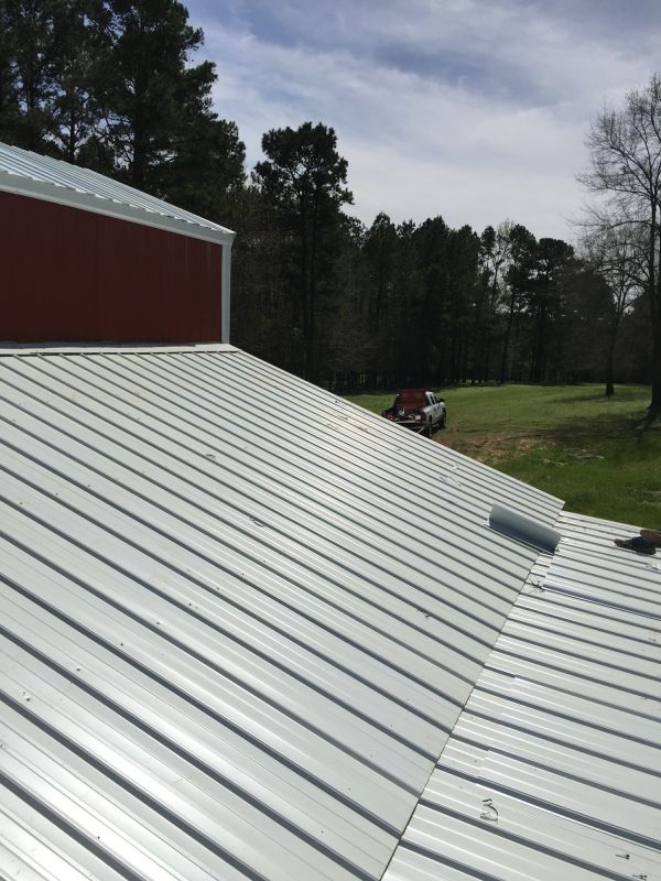 Barn Roof Installation in Kane County, IL
