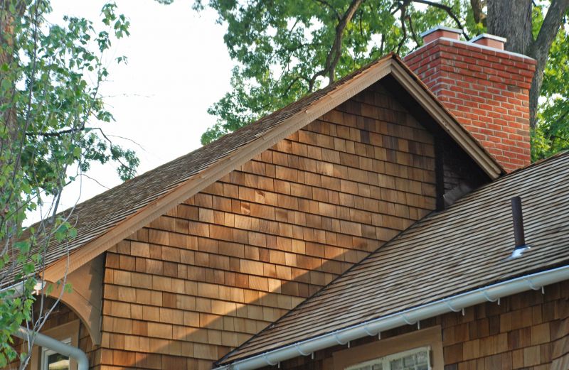 Cedar Shake Roof Repair in Roselle, IL