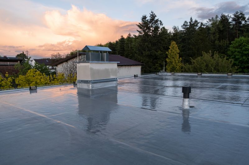Roof Weatherproofing in Romeoville, IL
